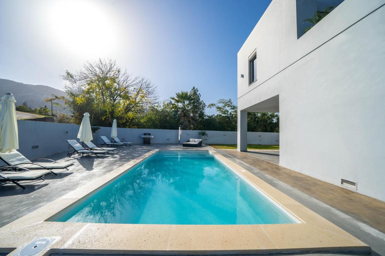 Villa La Maison Du Soleil Varipetron